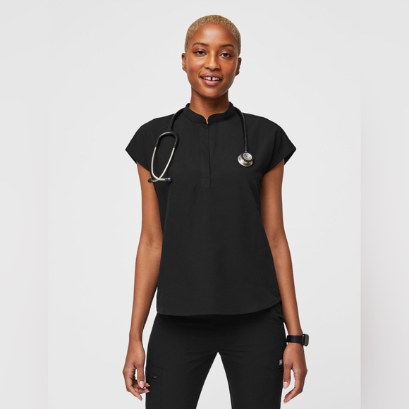 FIGS Rafaela Oversized scrub top - black small - Picture 1 of 5
